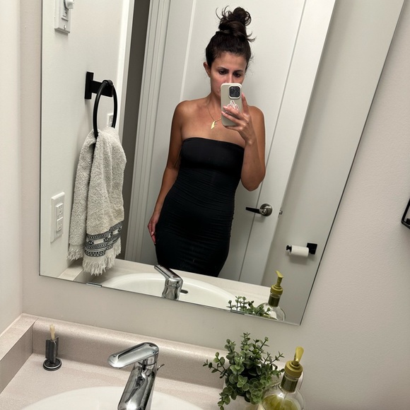 SKIMS fits everybody tube dress size medium - Picture 3 of 8